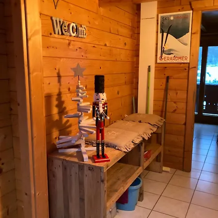 Entre Et Pistes De *